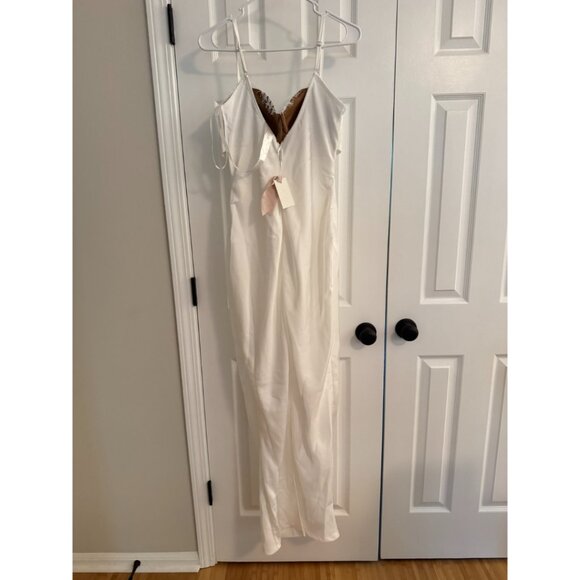 JLUXLABEL IVORY UNVEILED SATIN MAXI BRIDAL DRESS - Size Medium - Picture 7 of 11